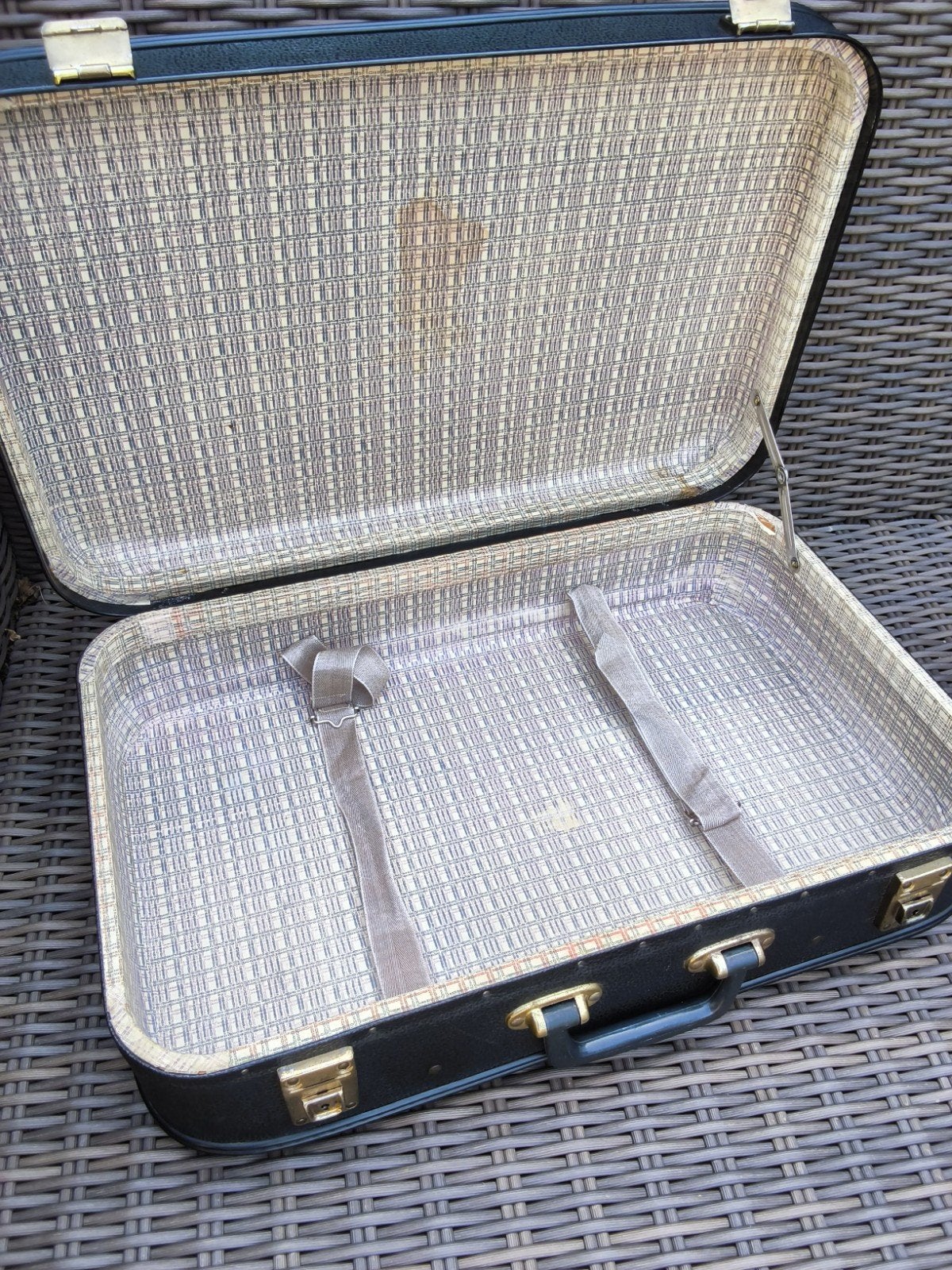 schattig  vintage  reiskofferke, Handtassen en Accessoires, Koffers, Ophalen, Hard kunststof, Slot