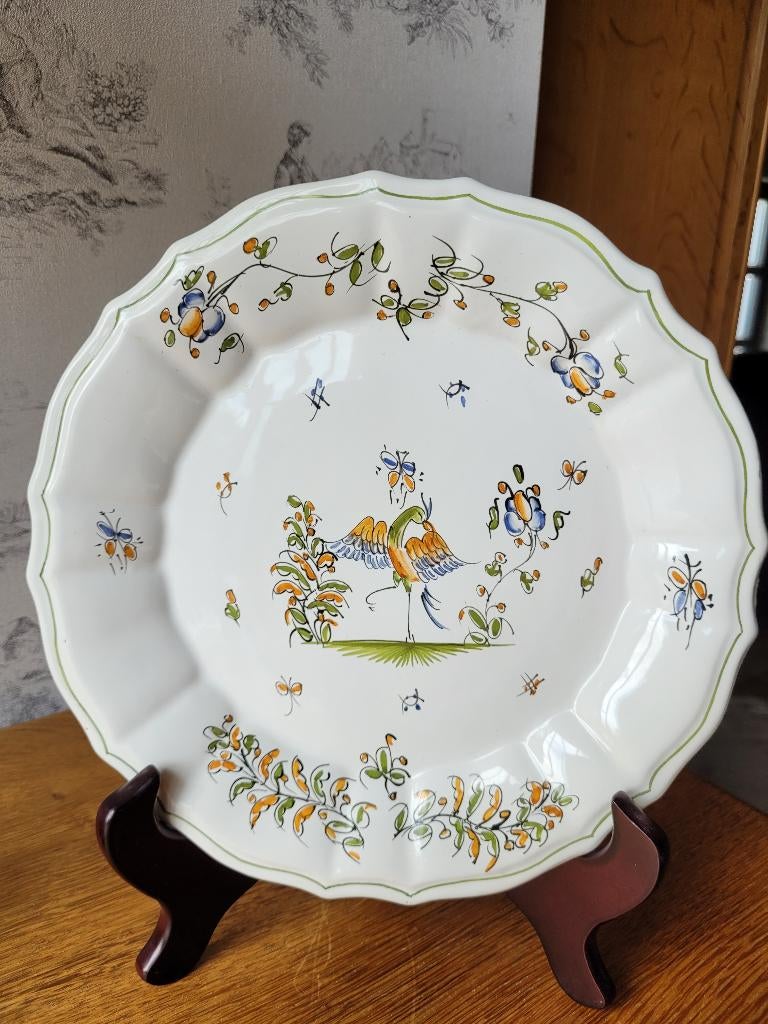 Assiette décorative en faïence de Moustiers, Enlèvement ou Envoi
