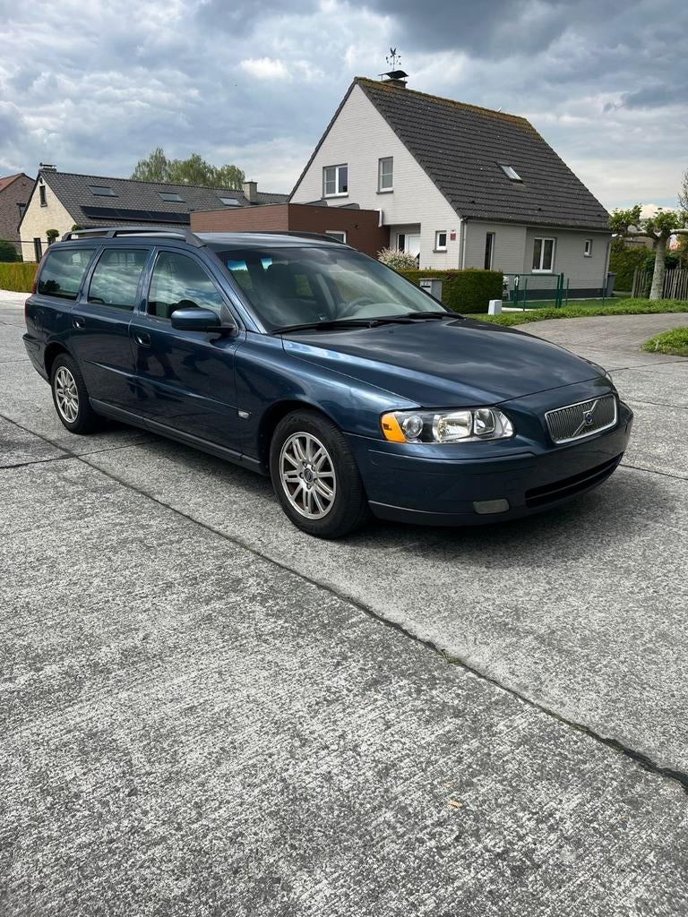 Volvo V70 D5. 2006... 1300€, Autos, Achat, 93 kW, Boîte manuelle, 5 cylindres