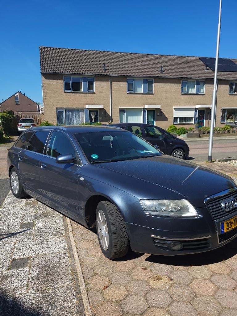 Audi A6 Avant 2 l  2006 voor Sloop/onderdelen, Auto's, Audi, 4 deurs, 4 cilinders, 1984 cc, Blauw