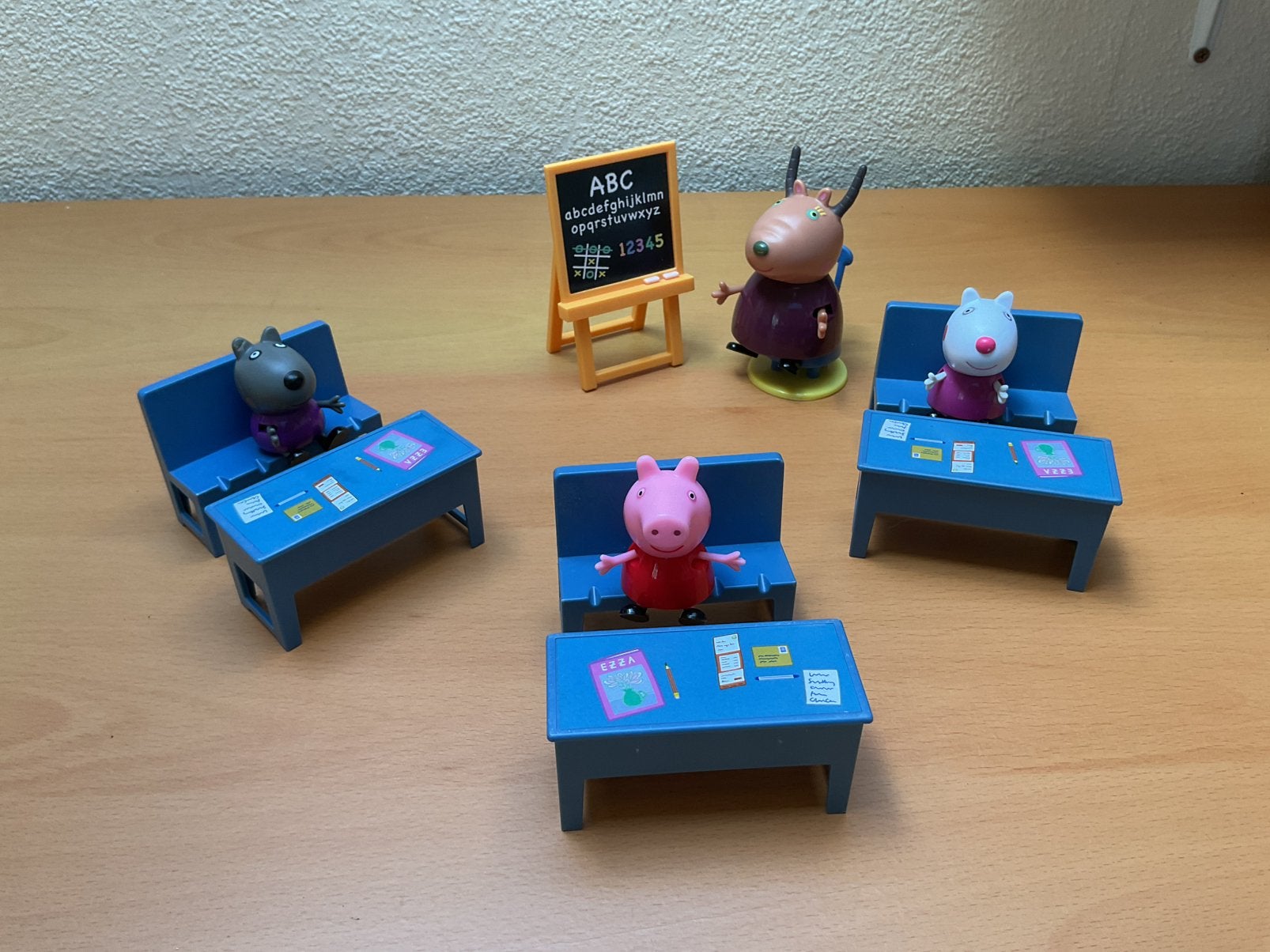 Peppa pig schooltje, Ophalen of Verzenden, Zo goed als nieuw