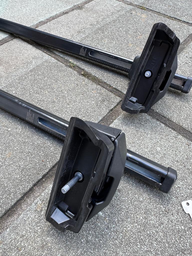 Barre thule  BmW serie 2GC, Enlèvement, Comme neuf