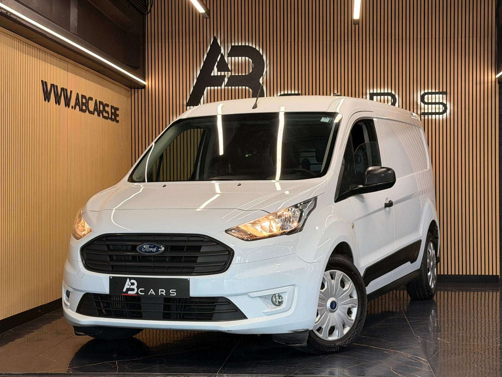 Ford Transit Connect 1.5 TDCi * 3 PLACES * GARANTIE 12 MOIS, Auto's, Bestelwagens en Lichte vracht, Stof, Gebruikt, 4 cilinders