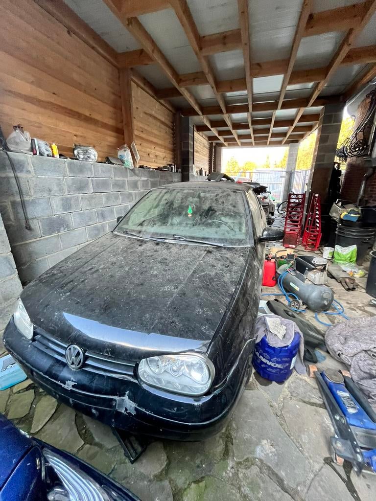 Golf 4 cabriolet 1998 pour pieces, Enlèvement