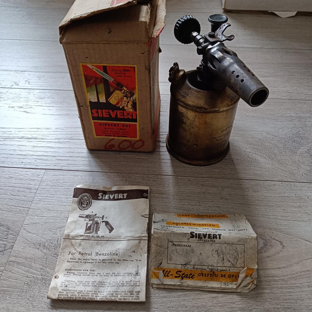 Orginele sievert Benzoline brander 221, Ophalen
