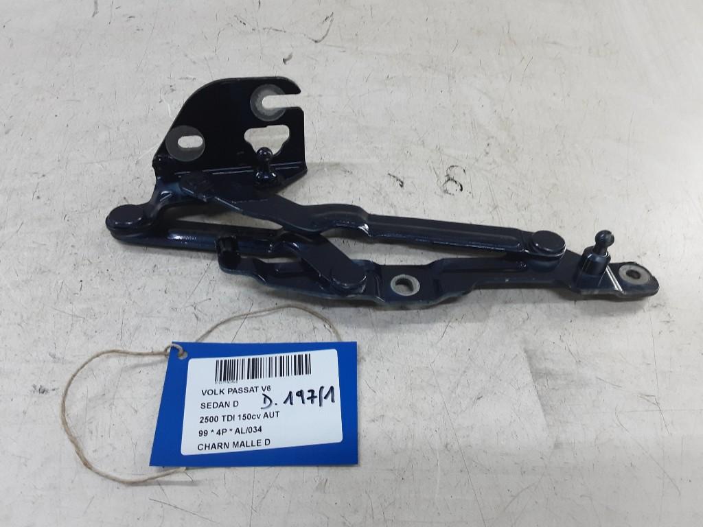 COFFRE COUVERCLE CHARNIERE DROIT Volkswagen Passat (3B2), Volkswagen, Mevr. I. Hauben, Utilisé, Rue de l'Espoir 34 34
4030  GRIVEGNÉE, BE
