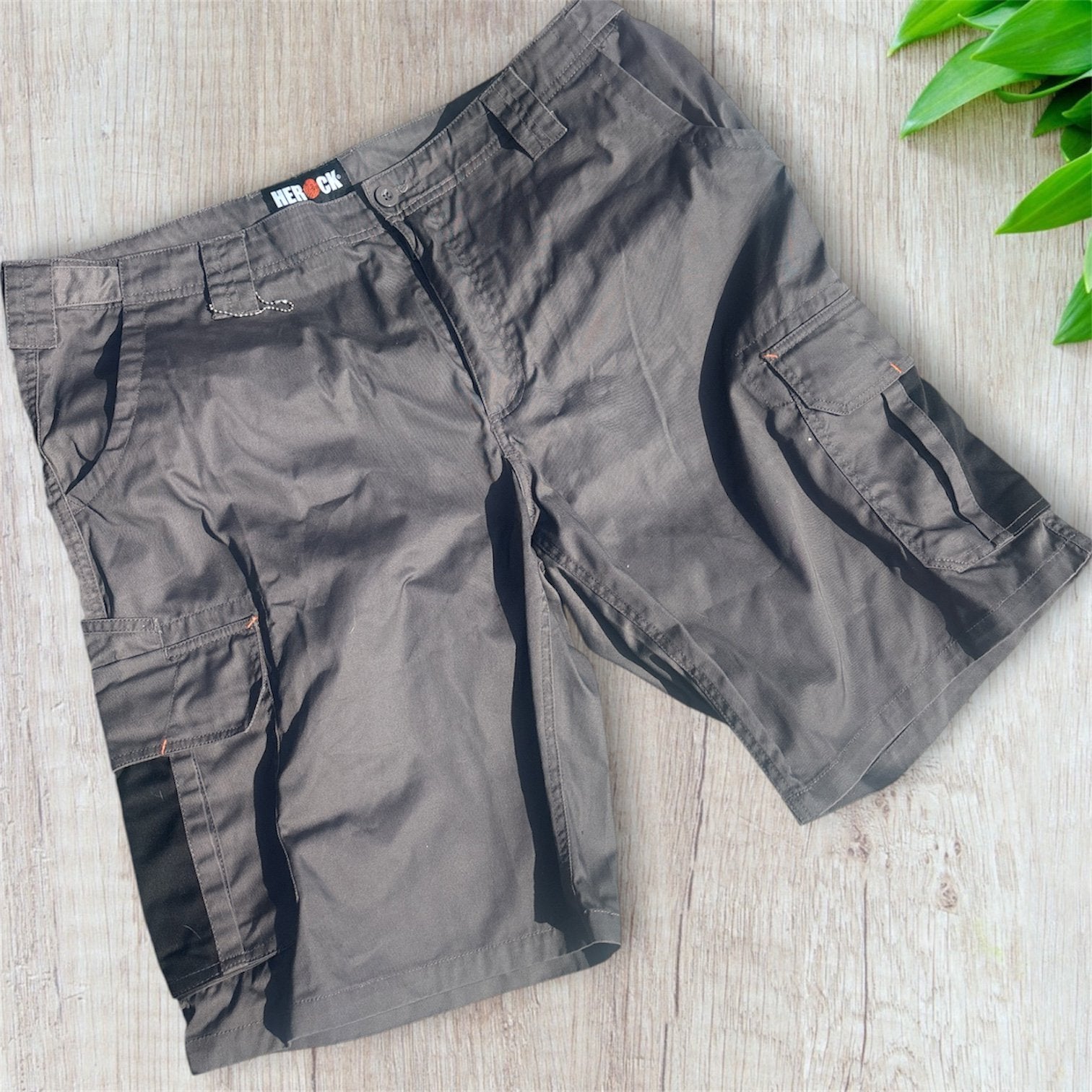 Short de travail, Enlèvement ou Envoi, Neuf, Autres tailles, Gris