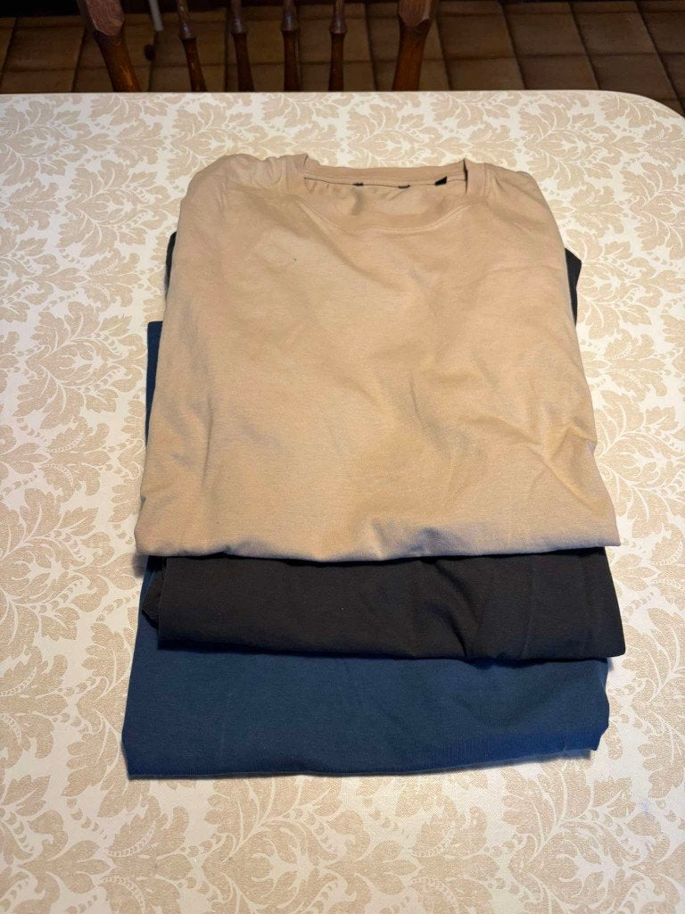 3 t-shirts pour hommes, peu portés, taille L, Vêtements | Hommes, T-shirts, Enlèvement ou Envoi, Beige, Taille 52/54 (L), Comme neuf