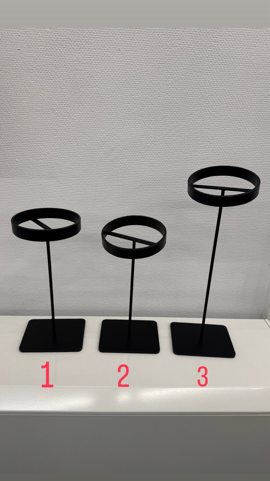 présentoir à chapeaux/casques NOUVEAUX ! ! ! ! 38 €/pièce, Collections, Enlèvement ou Envoi