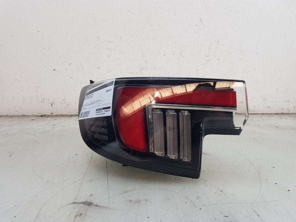 FEU ARRIÈRE GAUCHE Opel Mokka (01-2020/-) (|9833721880|), Opel, Utilisé, Rixbecker Straße 75
59552  Lippstadt, DE, Info@forvia.com