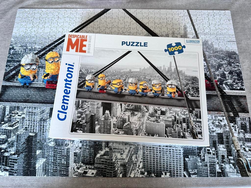 Clementoni puzzel minions 1000 stukjes, Ophalen, Gebruikt