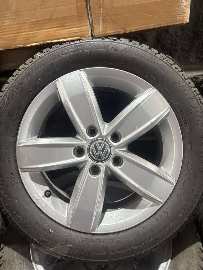 Kits vw new modèle 205 55 16 pneus 6mm 5x112 audi seat skoda, Autos : Pièces & Accessoires, Enlèvement, Pneu(s)