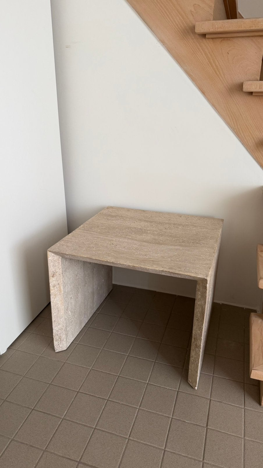 Travertin tafel, Huis en Inrichting, Bureaus, Ophalen, Zo goed als nieuw