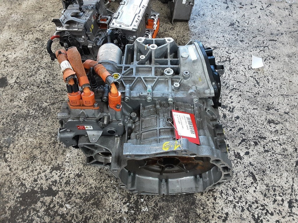 BOITE DE VITESSES AUTOMATIQUE Audi A3 Sportback (8YA) (RJX), Mevr. I. Hauben, Audi, Utilisé, Rue de l'Espoir 34 34
4030  GRIVEGNÉE, BE