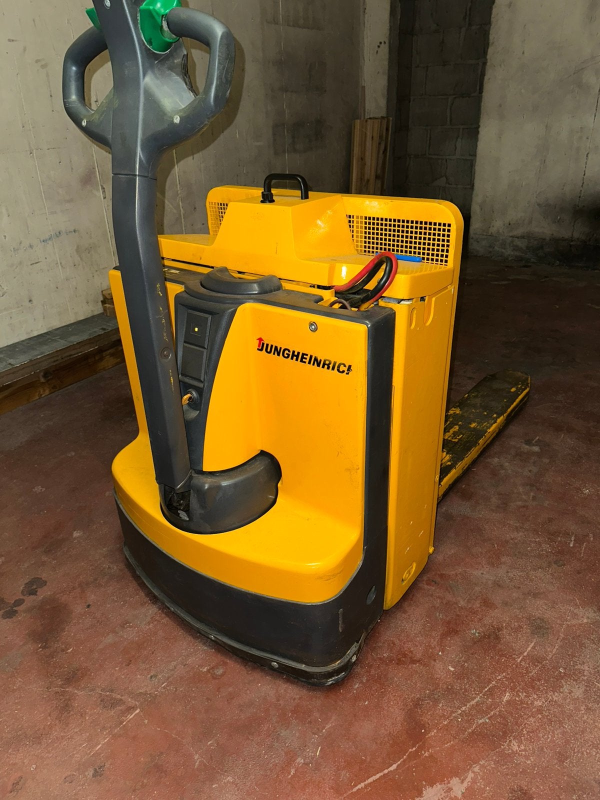 Jungheinrich elektrische pallettruck, Ophalen, Zo goed als nieuw