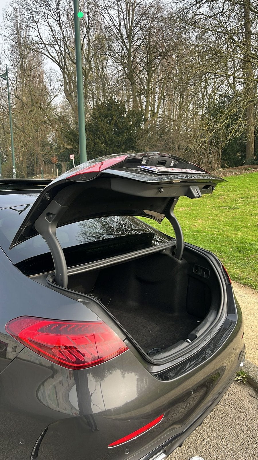 À vendre Mercedes, classe C et essence hybride modèle AMG, Cuir et Alcantara, Achat, Euro 6, Entretenue par le concessionnaire
