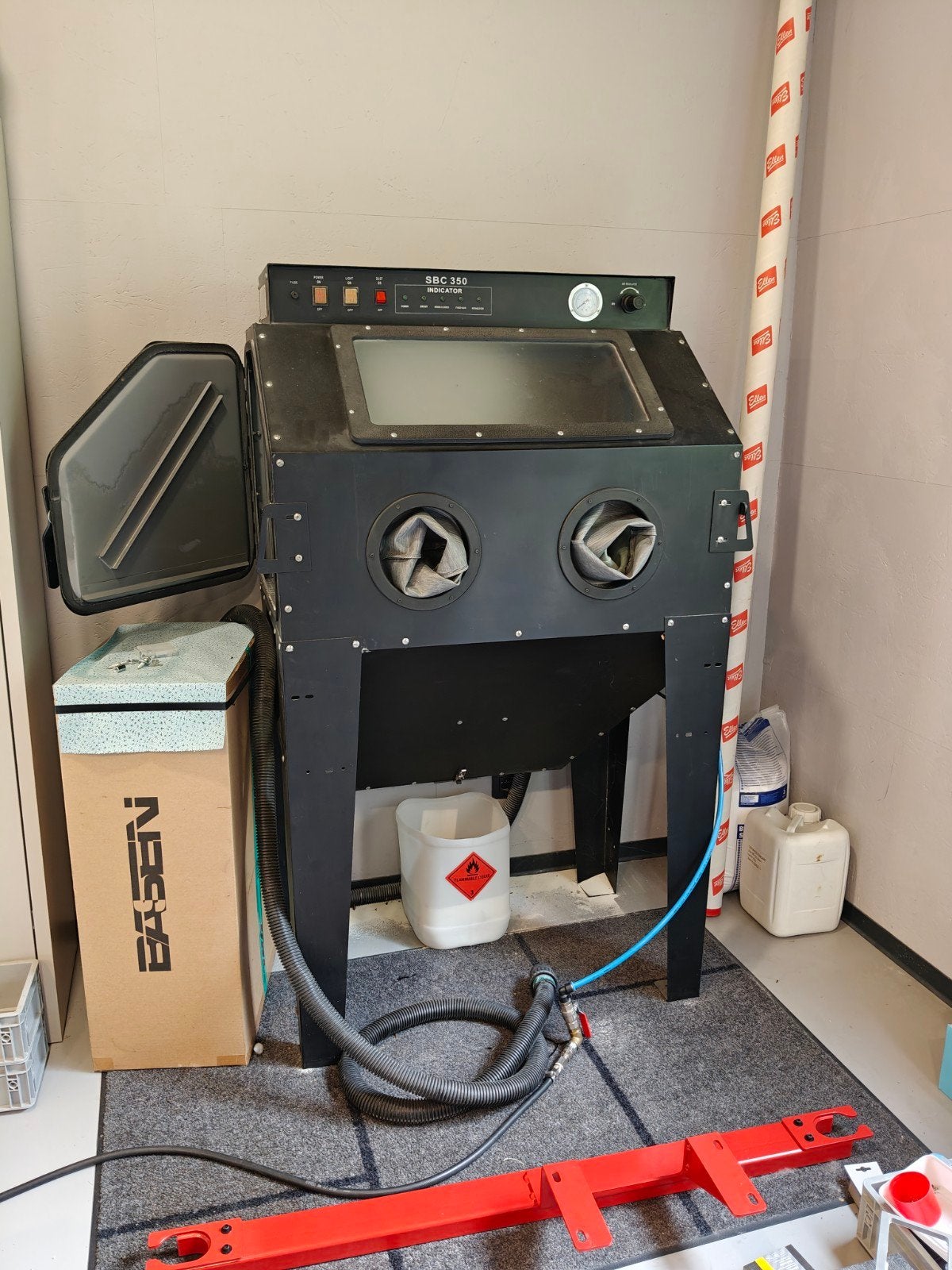 Zandstraalcabine HBM SBC 350, Doe-het-zelf en Bouw, Ophalen, Gebruikt
