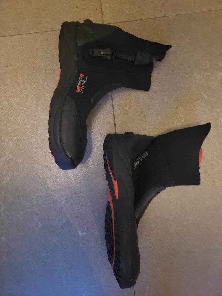 Duikbotjes Bare 7mm, m 40-41 nieuw, Watersport en Boten, Ophalen of Verzenden