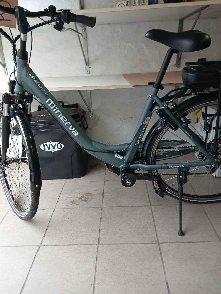 Minerva comfort middenmotor prima staat, Autres marques, 51 à 55 cm, 50 km par batterie ou plus, Comme neuf