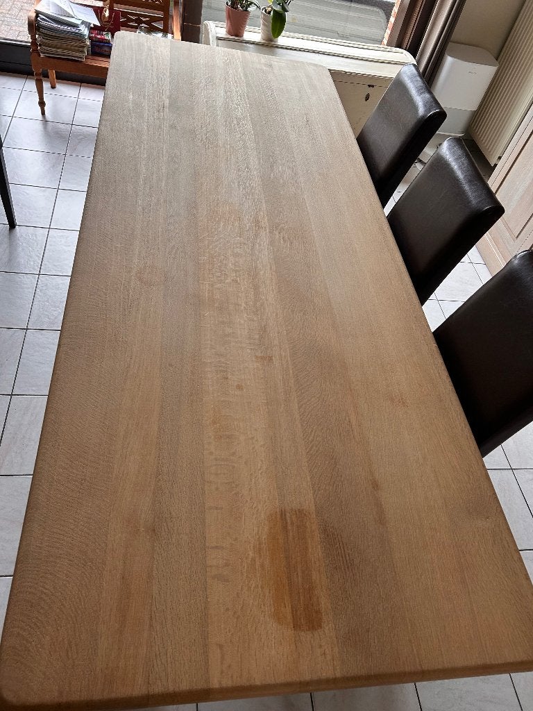 Eettafel met stoelen, Enlèvement