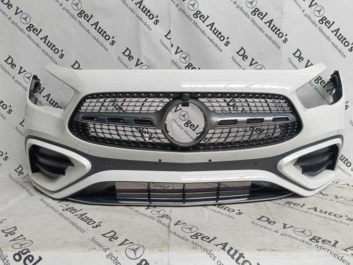 Pare-chocs avant d'un Mercedes GLA (9149), 3 mois de garantie, Utilisé, -, -