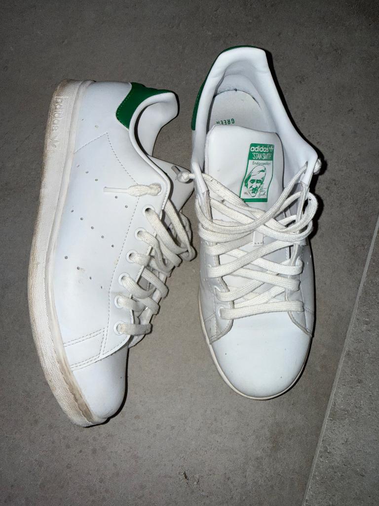Adidas Stan Smith blanche et verte, Vêtements | Hommes, Chaussures, Enlèvement ou Envoi, Comme neuf, ADIDAS, Blanc