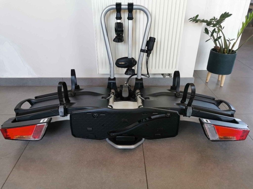 Thule EasyFold 931 opvouwbaar –60kg –13polige stekker –ebike, Auto diversen, Fietsendragers, Ophalen, Zo goed als nieuw, 2 fietsen