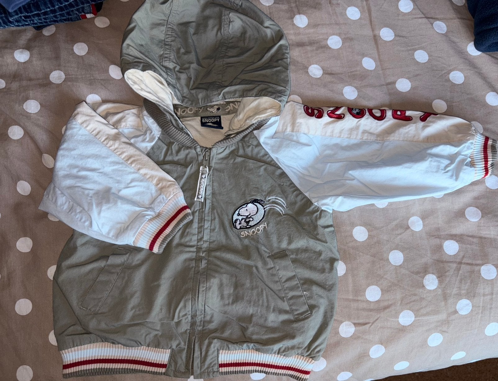 Snoopy jas 9/12 maanden, Kinderen en Baby's, Ophalen of Verzenden, Zo goed als nieuw, Maat 74