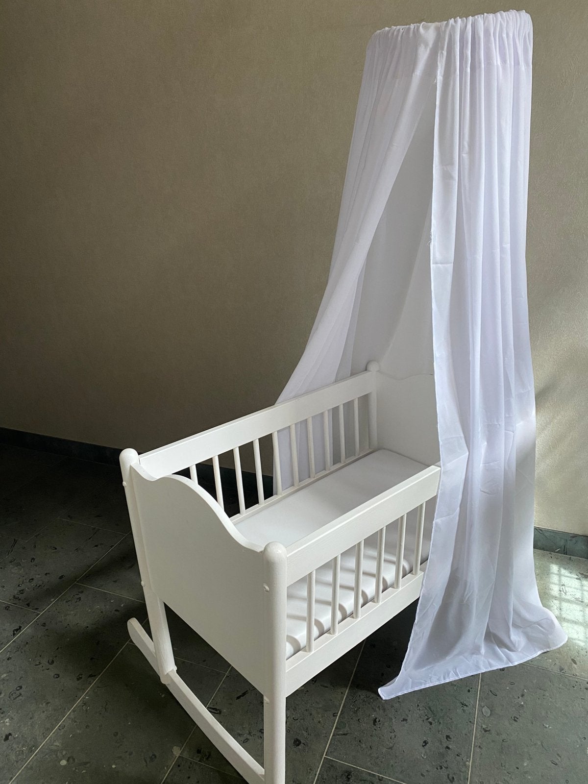 Babywiegje  met hemeltje, Kinderen en Baby's, Ophalen of Verzenden, Zo goed als nieuw