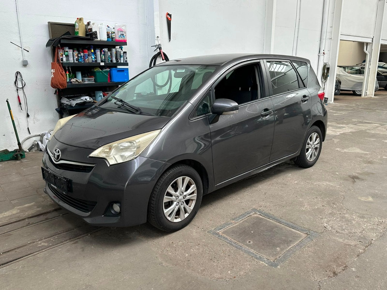 Toyota Verso S 2011 met 181000km airco 5plaats export, Monovolume, Handgeschakeld, Particulier, 1300 cc