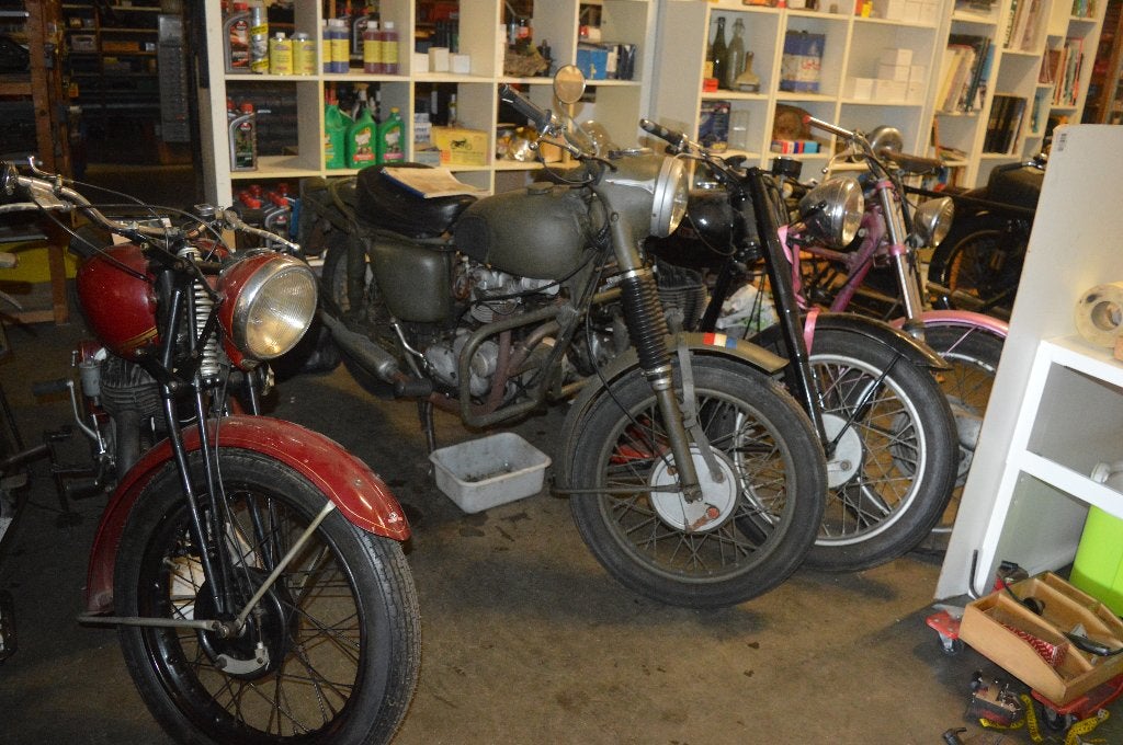 royal enfield-triumph-bsa-ariel-matchless-villiers-ajs-rudge, Motoren, Ophalen of Verzenden, Gebruikt