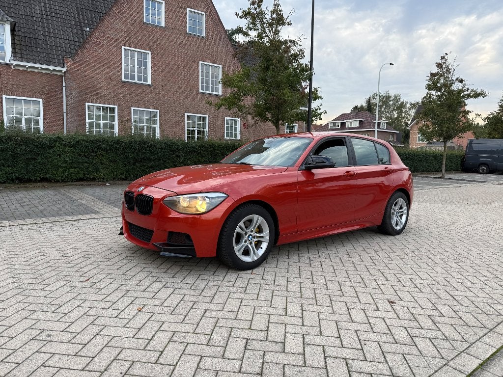 BMW 114i van eerste eigenaar, blanco gekeurd, Autos, Euro 5, 5 portes, Particulier, Série 1
