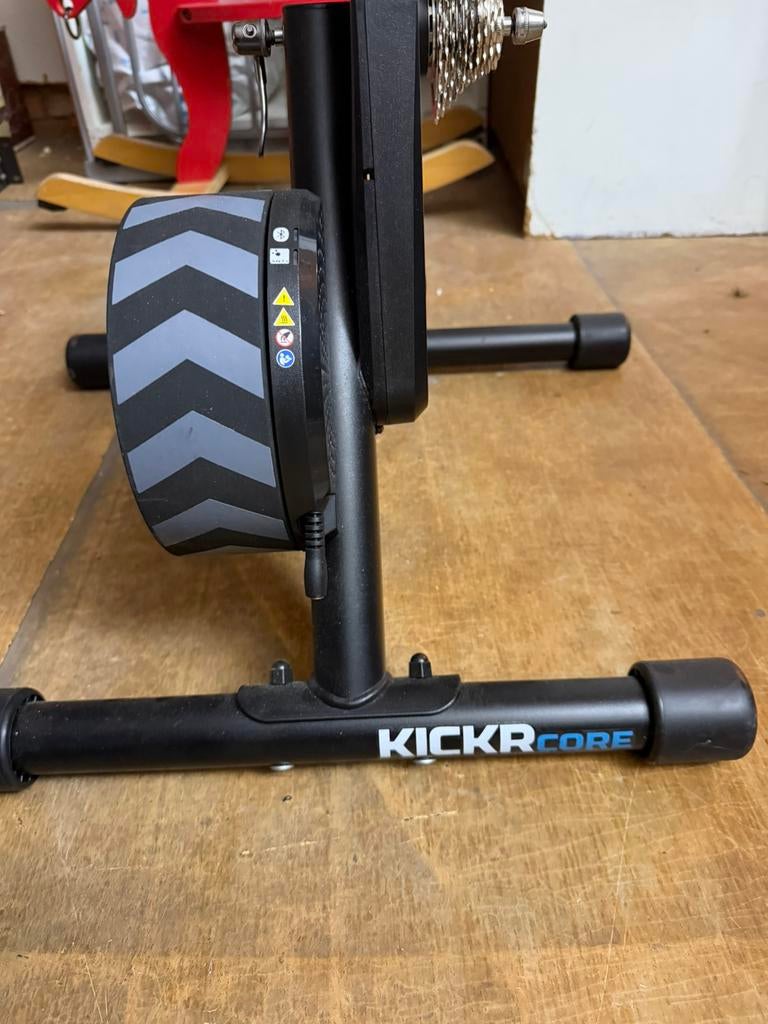 Wahoo kickr core - indoor fiets trainer, Enlèvement, Comme neuf