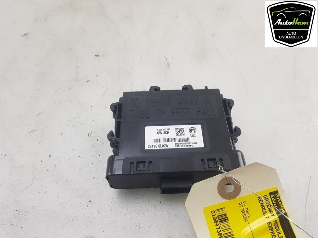 GATEWAY MODULE Renault Express (01-2021/-) (|284Y66LA2A|), Robert Bosch AG, Gebruikt, Renault, Robert-Bosch-Allee 1
74232  Abstatt, DE