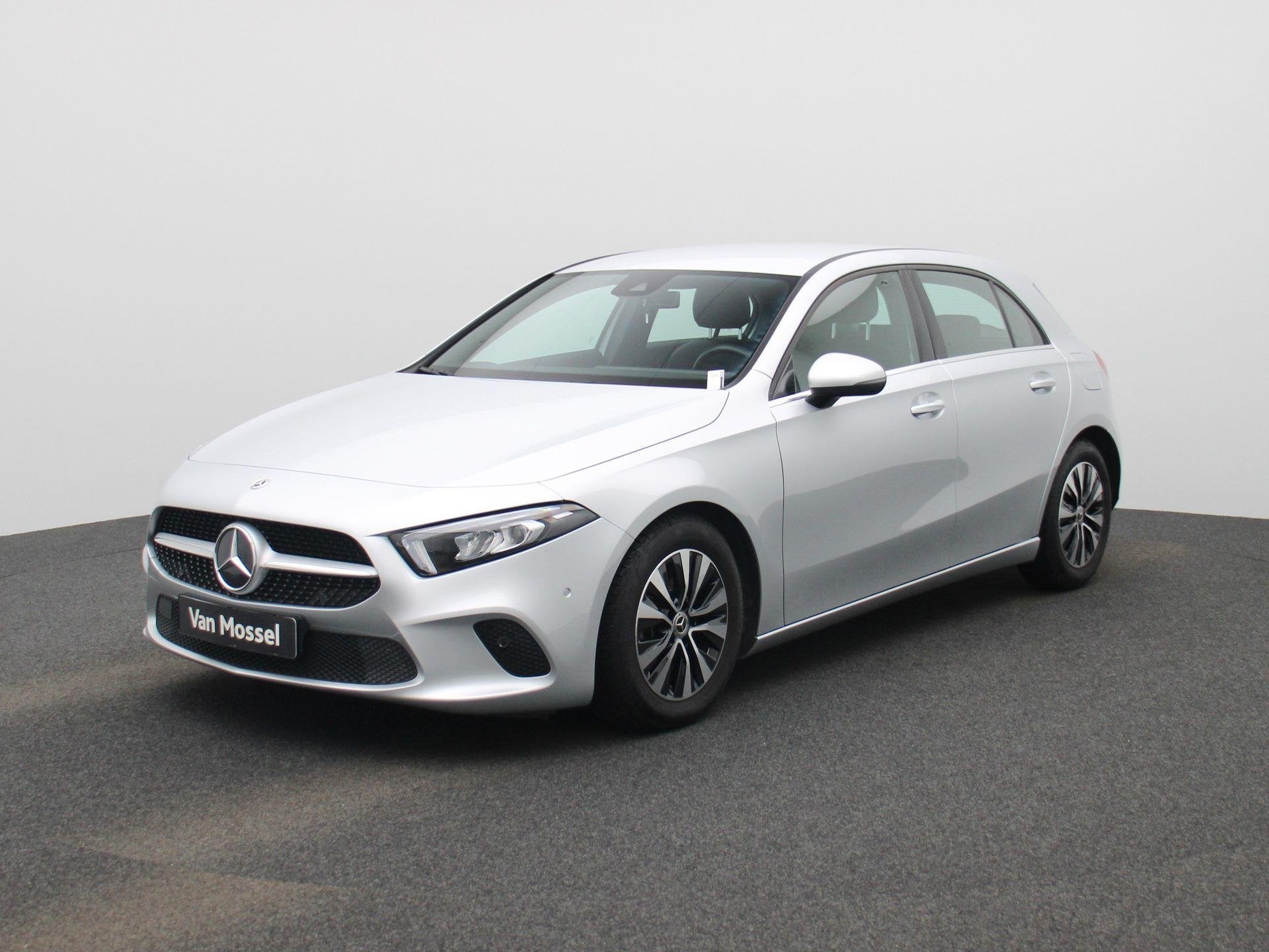 Mercedes-Benz A-Klasse A 180 d Business Line Camera | PDC V+, 745 kg, Gebruikt, Zwart, 4 cilinders