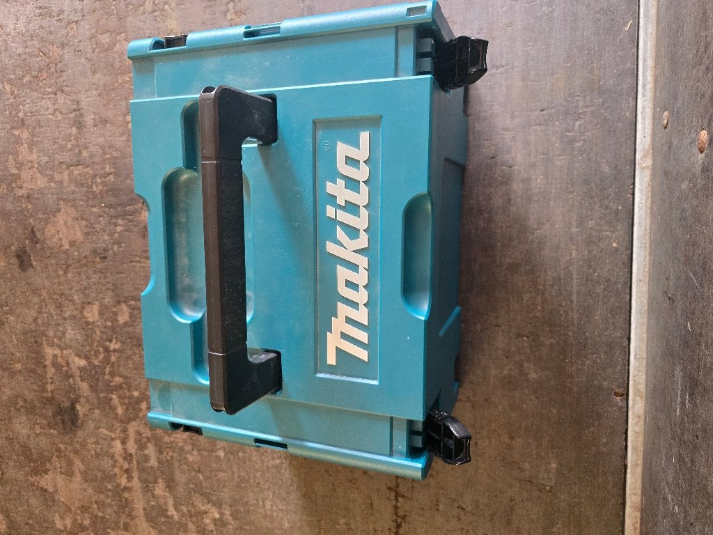 Makita boorhamer, Ophalen