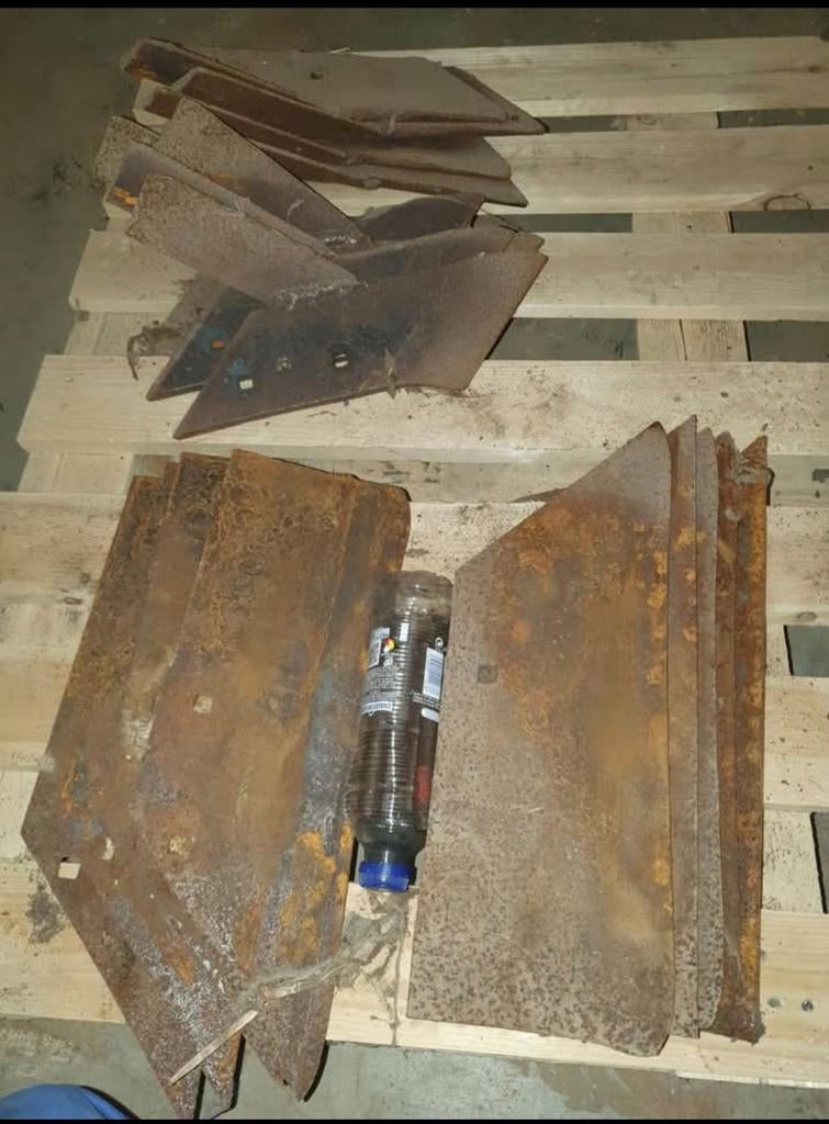 Fer charrue steeno 105