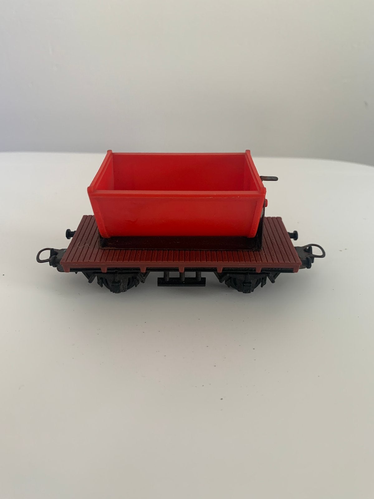 Wagonnet à essieu basculant Lima. HO. Vintage 1964, Hobby & Loisirs créatifs, Trains miniatures | Échelle N, Enlèvement ou Envoi