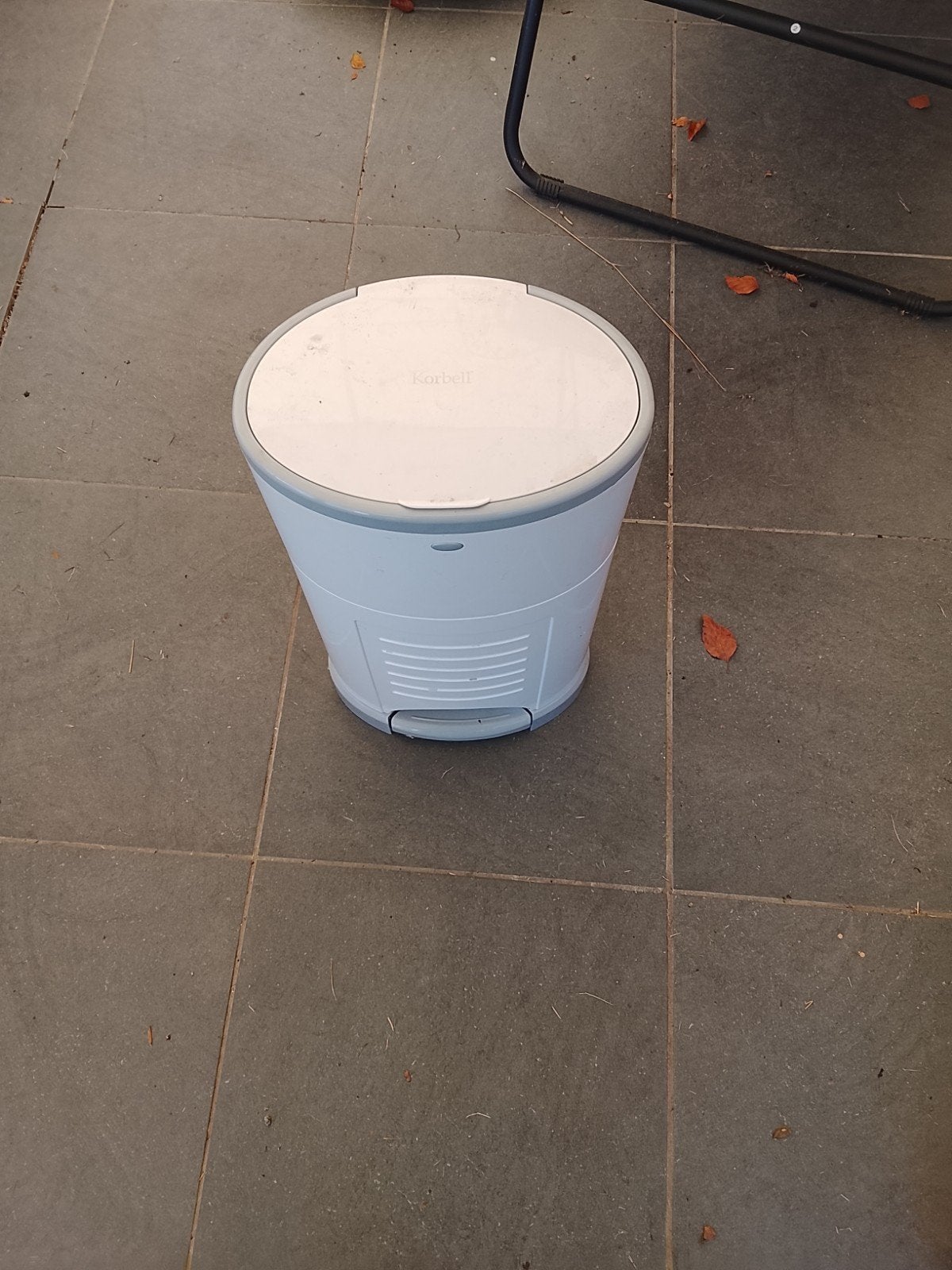 vuibak voor de vieze luiers, Ophalen, Gebruikt, Kunststof, Met deksel