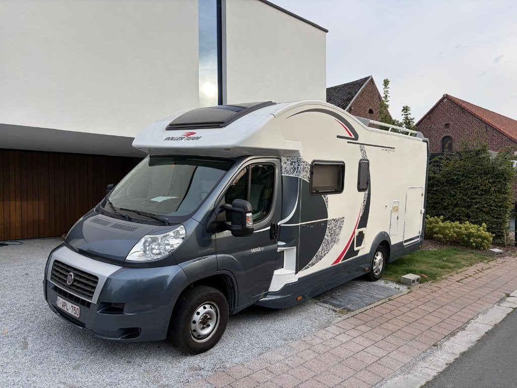 Camper RollerTeam T-Line Magnifico Garage M, Overige merken, Antidémarrage, Fiat, 7 tot 8 meter