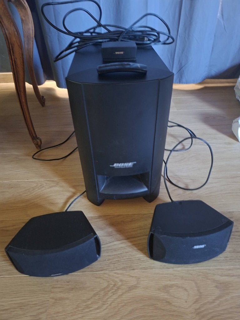 Boze cinemate, Audio, Tv en Foto, Home Cinema-sets, Ophalen, Zo goed als nieuw, 40 tot 70 watt