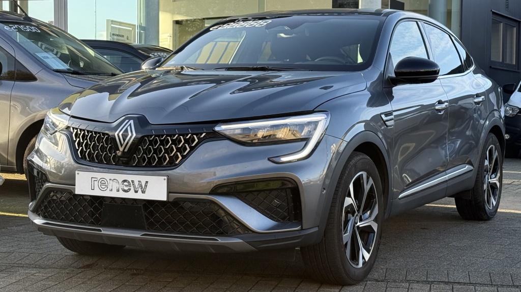 Renault Arkana 1.6 E-TECH Hybrid 145 Techno (bj 2024), Auto's, Renault, Automaat, Arkana, Gebruikt, 145 pk