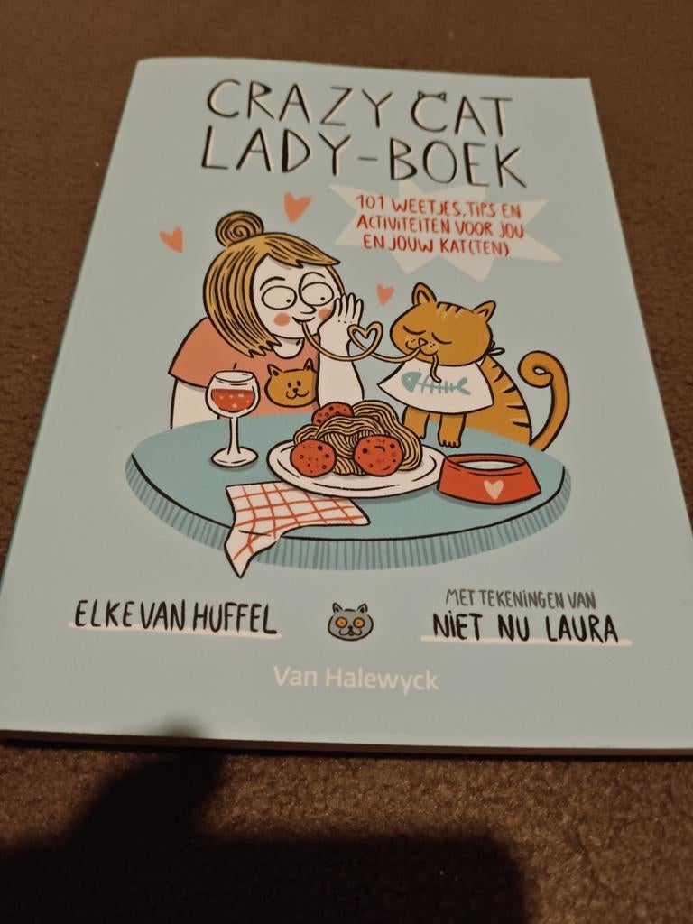 Elke Van Huffel - Crazy Cat Lady-boek, Ophalen, Zo goed als nieuw, Elke Van Huffel, Overige onderwerpen