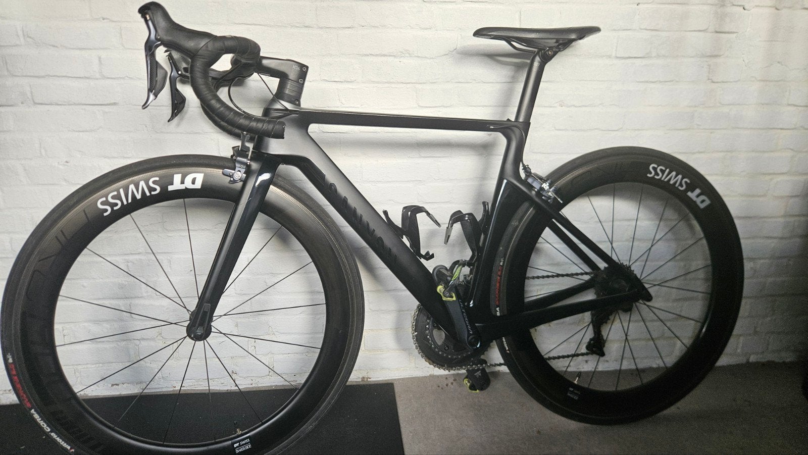 Canyon Aeroad CF SL 8.0 Di2, Enlèvement
