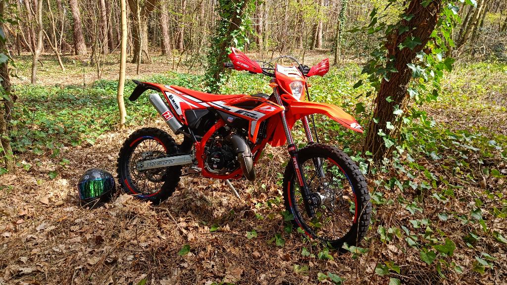 Beta RR 50 Racing 2025, Fietsen en Brommers, Brommers | Crossbrommers, Zo goed als nieuw, Overige merken, Ophalen
