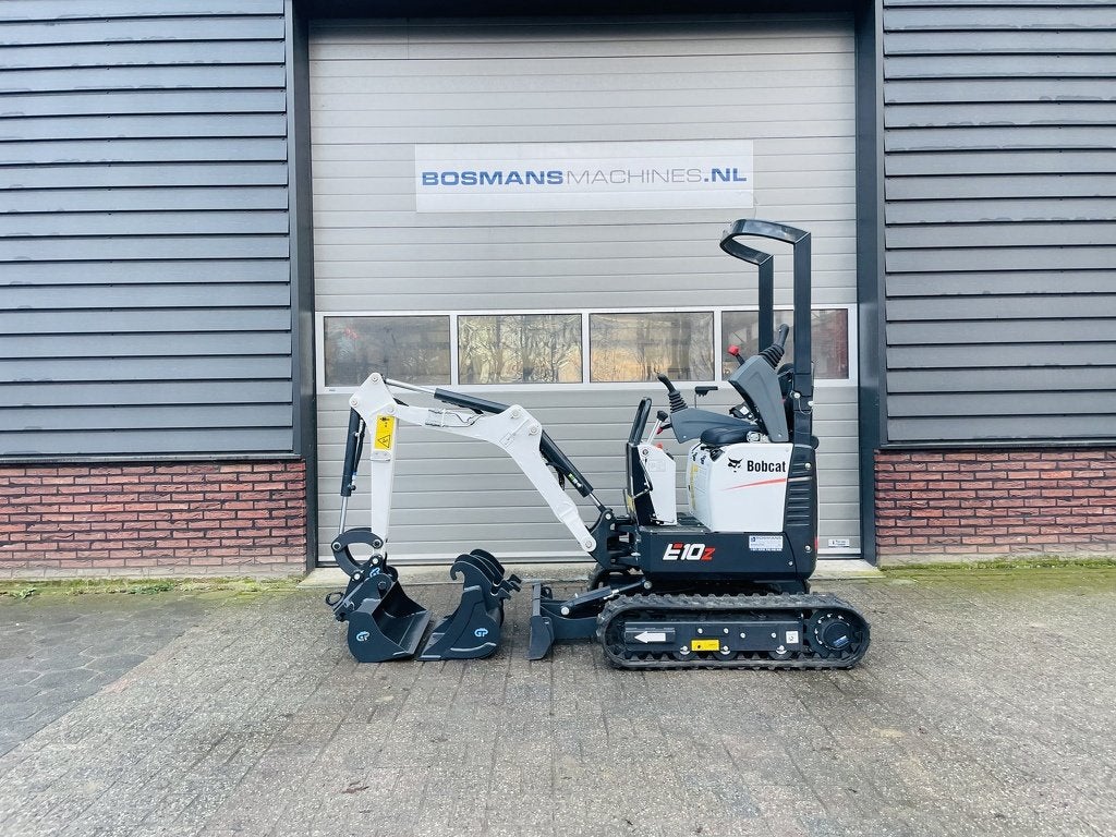 Bobcat E10z minigraver NIEUW incl CW05 wissel + 3 bakken, Articles professionnels, Doosan Bob, Communications.emea@doosan.com