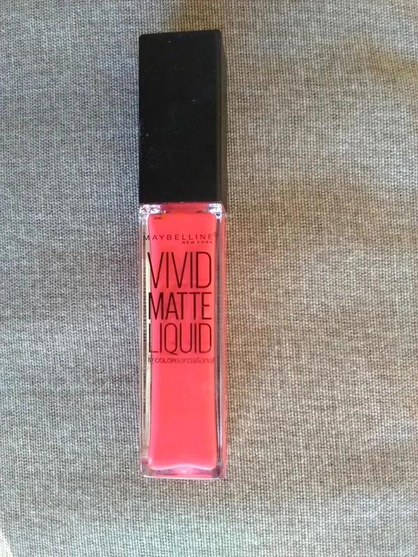 Maybelline Vivid Matte Liquid (8ml) 20 Coral Courage NIEUW!, Lippen, Nieuw, Ophalen of Verzenden, Make-up