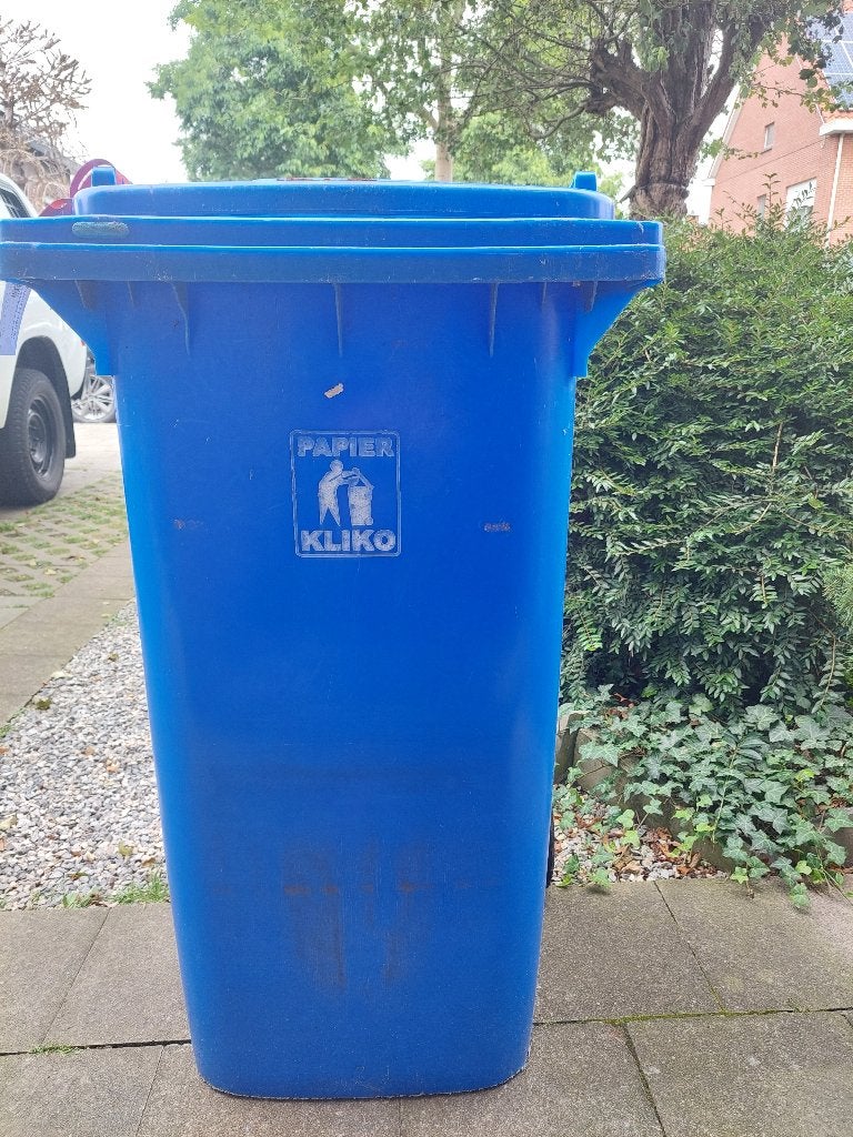 Conteneur à déchets Kliko 240L 110 kg - bleu, 40 litres ou plus, Enlèvement, Utilisé, Synthétique