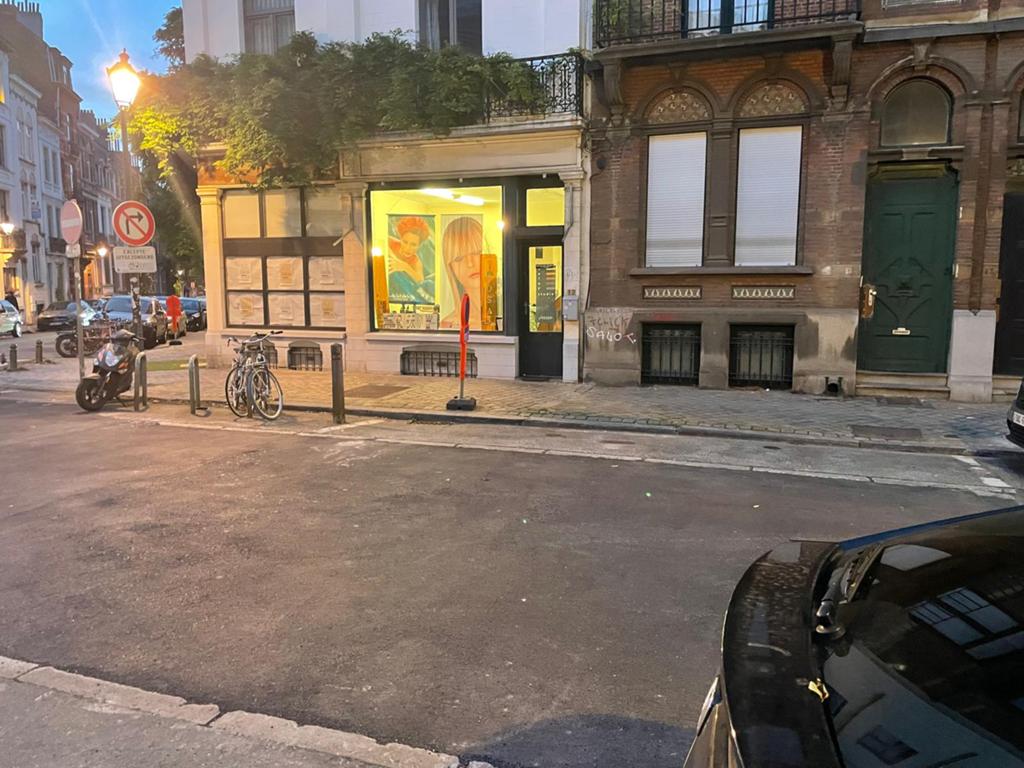 Salon de coiffure à remettre – Saint-Gilles