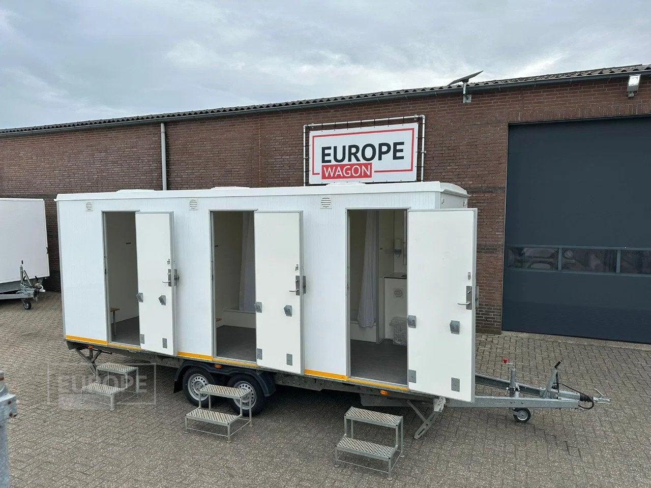 Mobiele badkamer SV660 3 ruimtes Scanvogn (bj 2014), Zakelijke goederen, Machines en Bouw | Keten en Containers